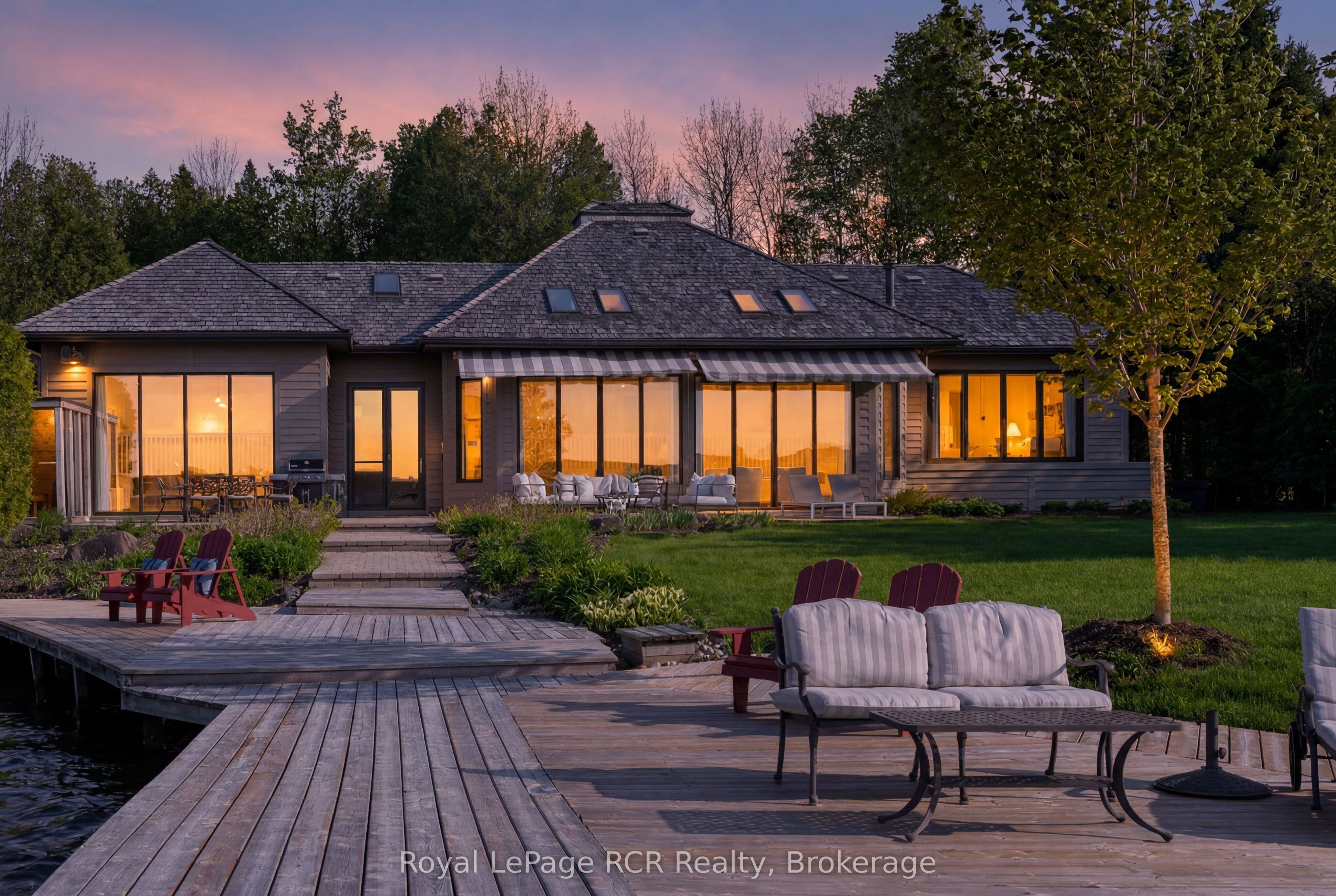 139 South Shores Road, Grey Highlands, ON N0C 1E0