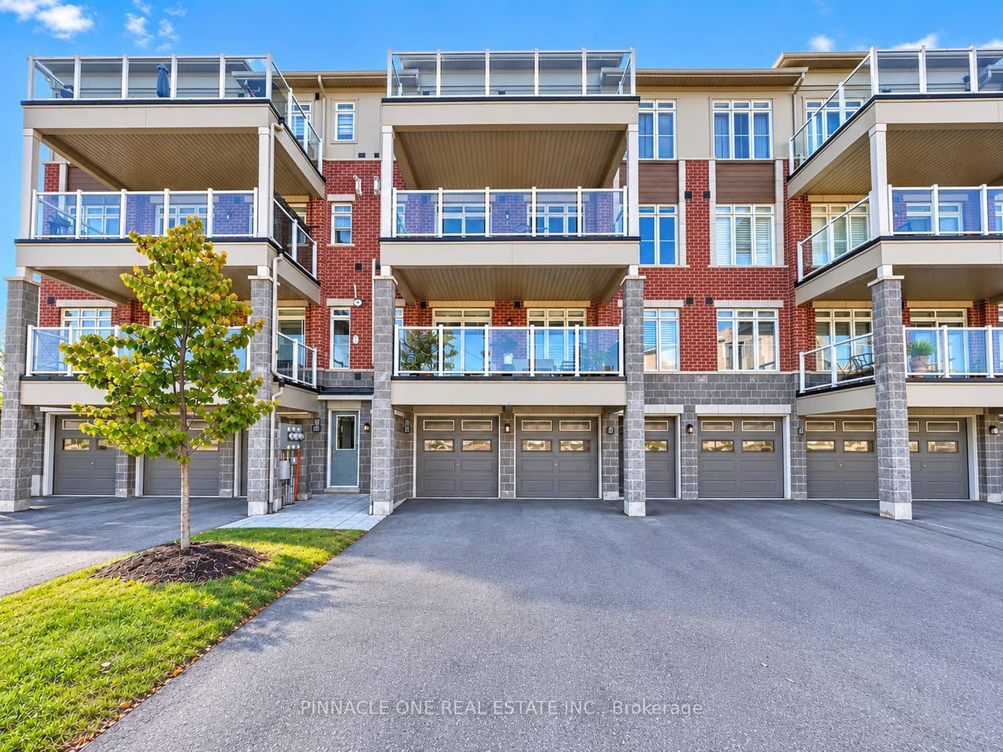 2540 William Jackson Drive 105, Pickering, ON L1X 0E4