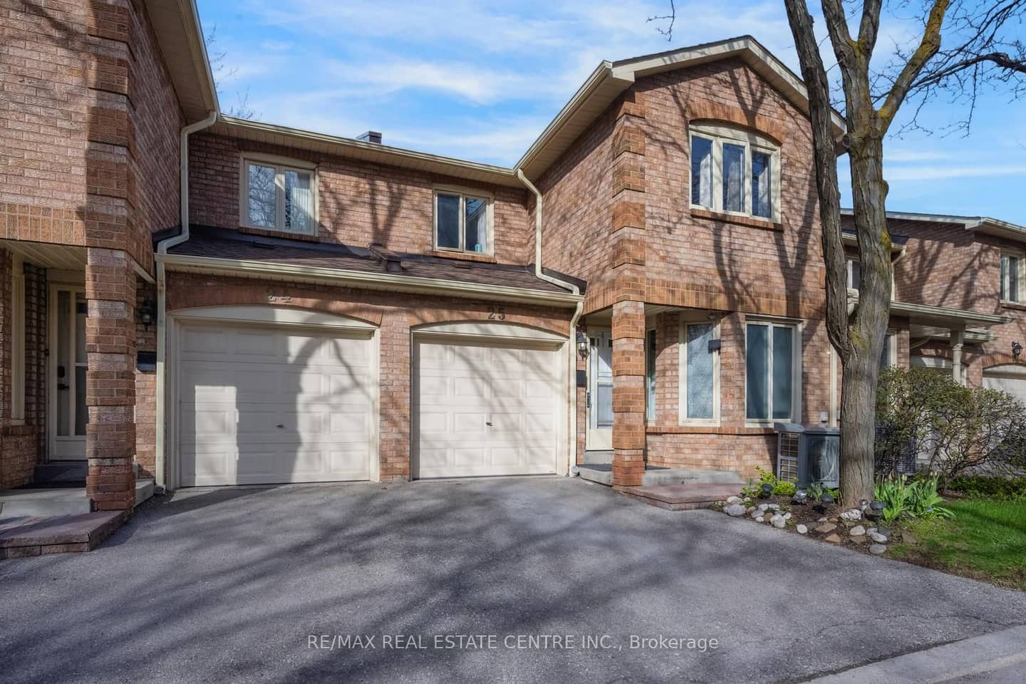 5020 Delaware Drive 25, Mississauga, ON L4Z 3C7