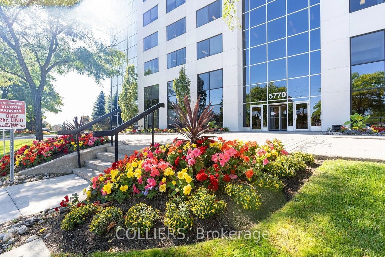 5770 Hurontario Street 102, Mississauga, ON L5R 3G5