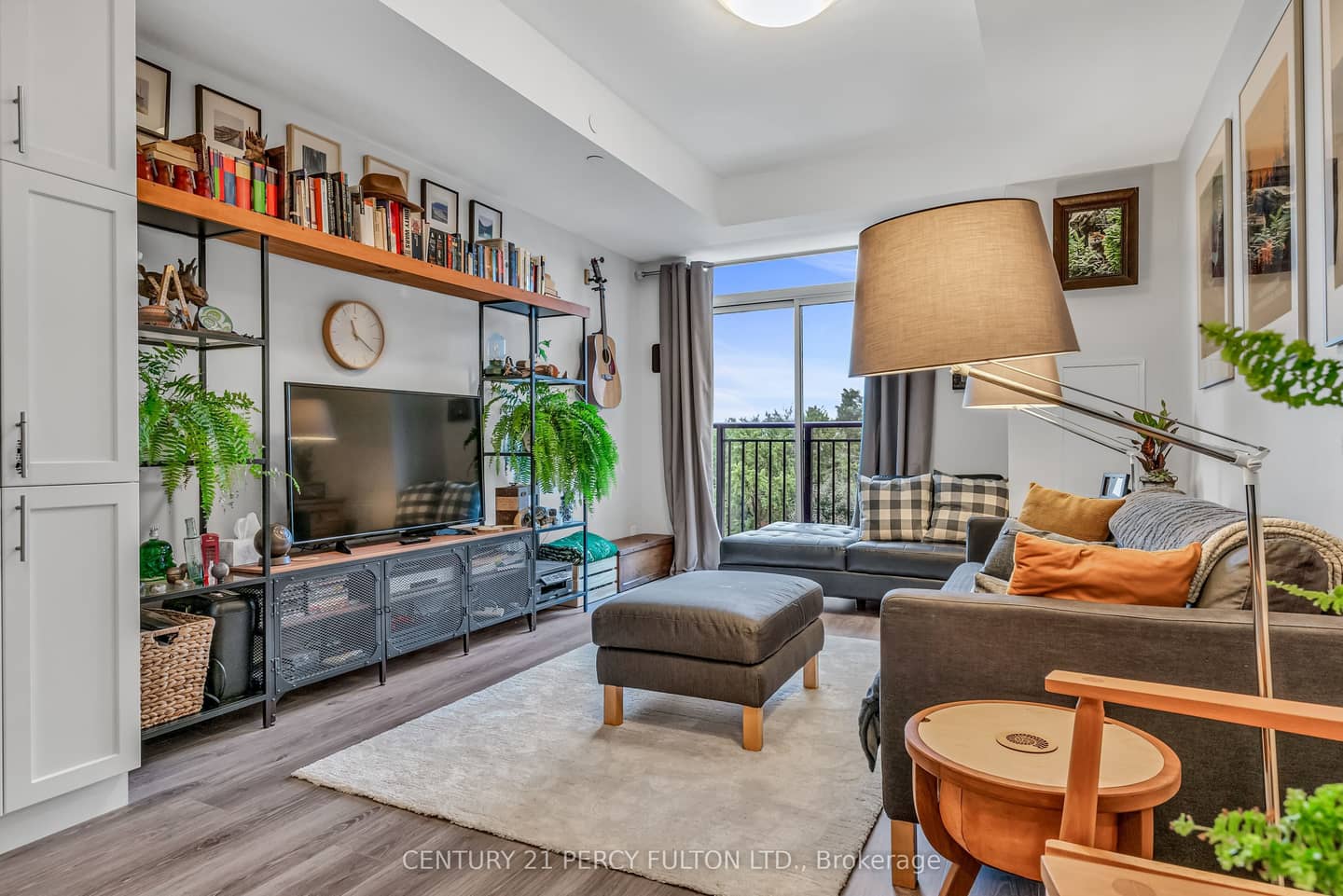 6235 Main Street 417, Whitchurch-Stouffville, ON L4A 4R3