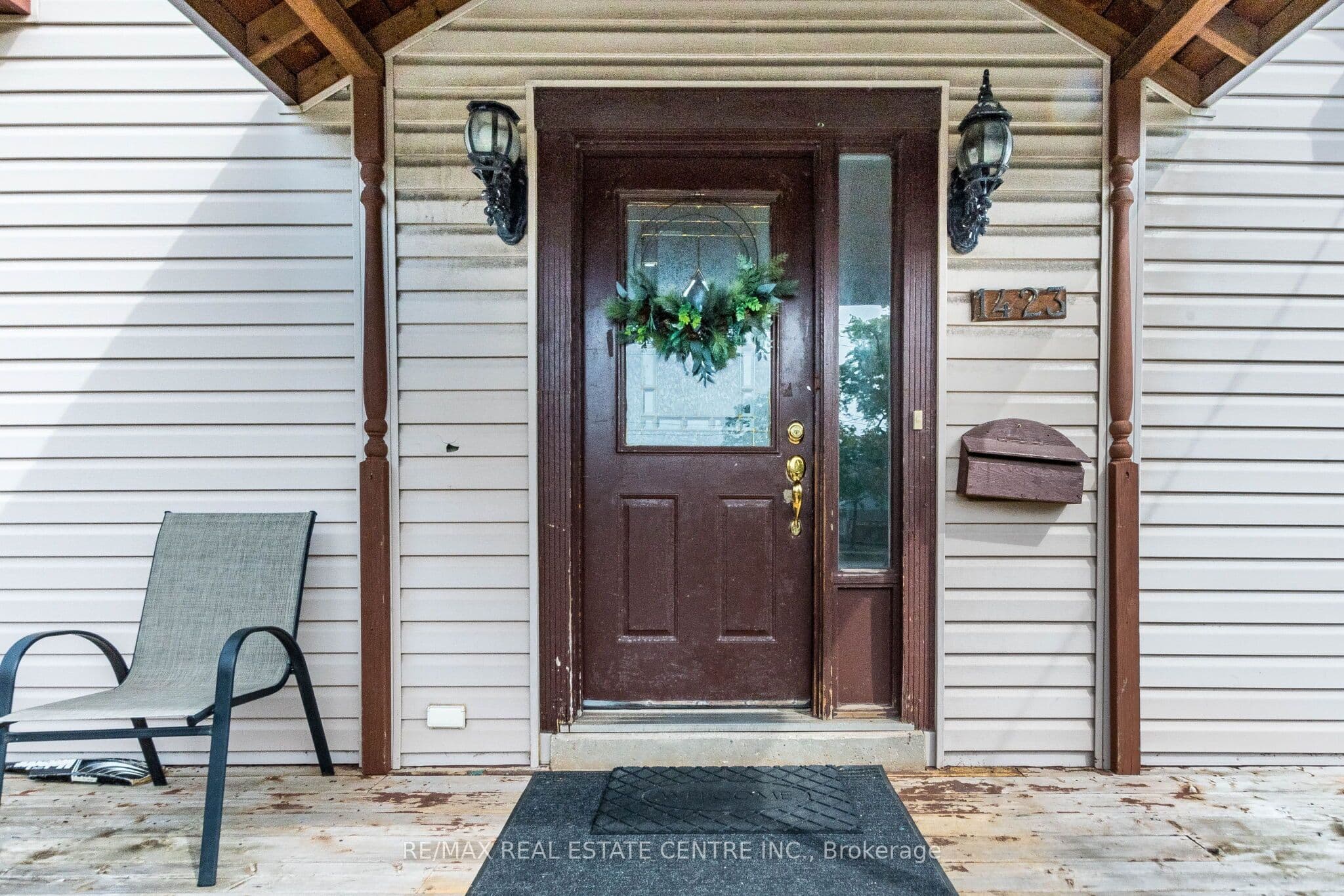 1423 Sixth Line, Oakville, ON L6H 1X6