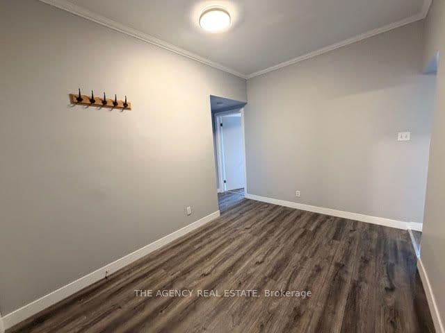 286 Talbot Street 4, St. Thomas, ON N5P 1B4