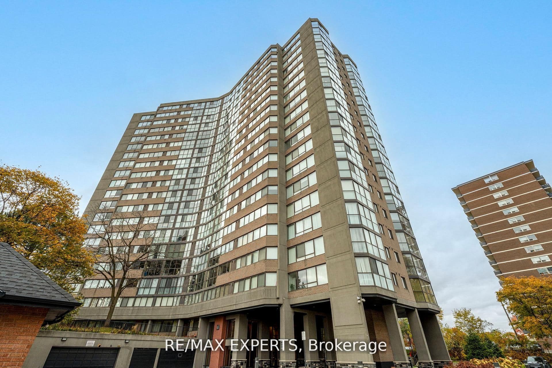 40 Richview Road 1103, Toronto, ON M9A 5C1