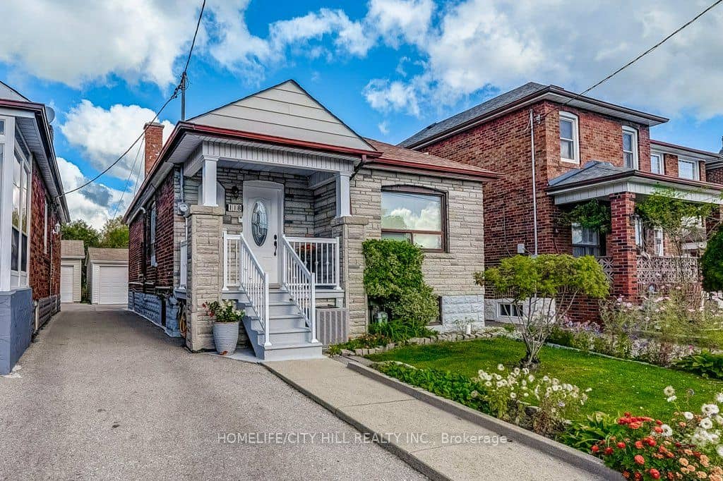 118 Lambton Avenue, Toronto, ON M6N 2S9