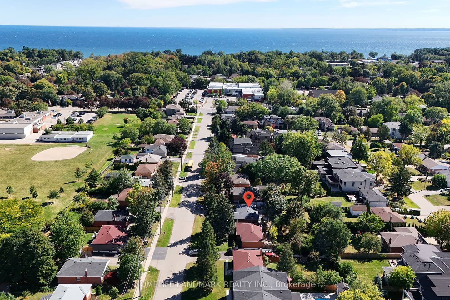 236 Southview Road, Oakville, ON L6K 2P4