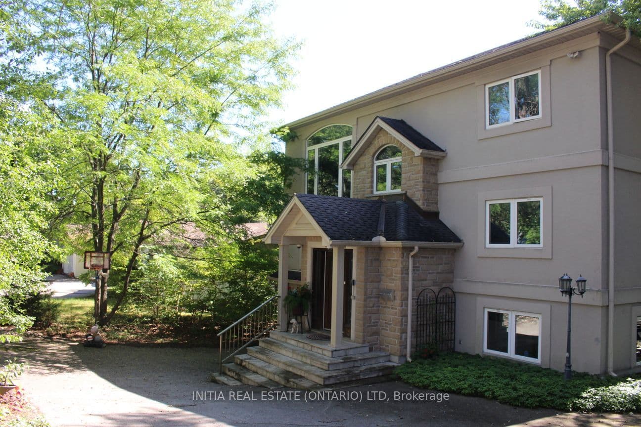 754 Riverside Drive, London North, ON N6H 2S4