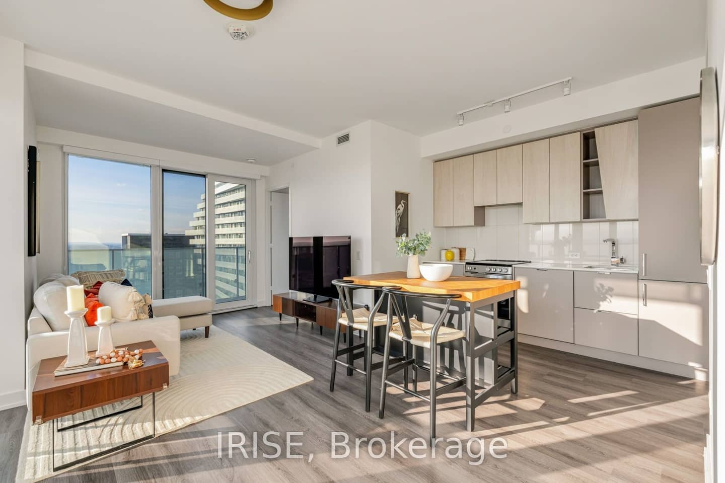 3883 Quartz Road 5010, Mississauga, ON L5B 0M4