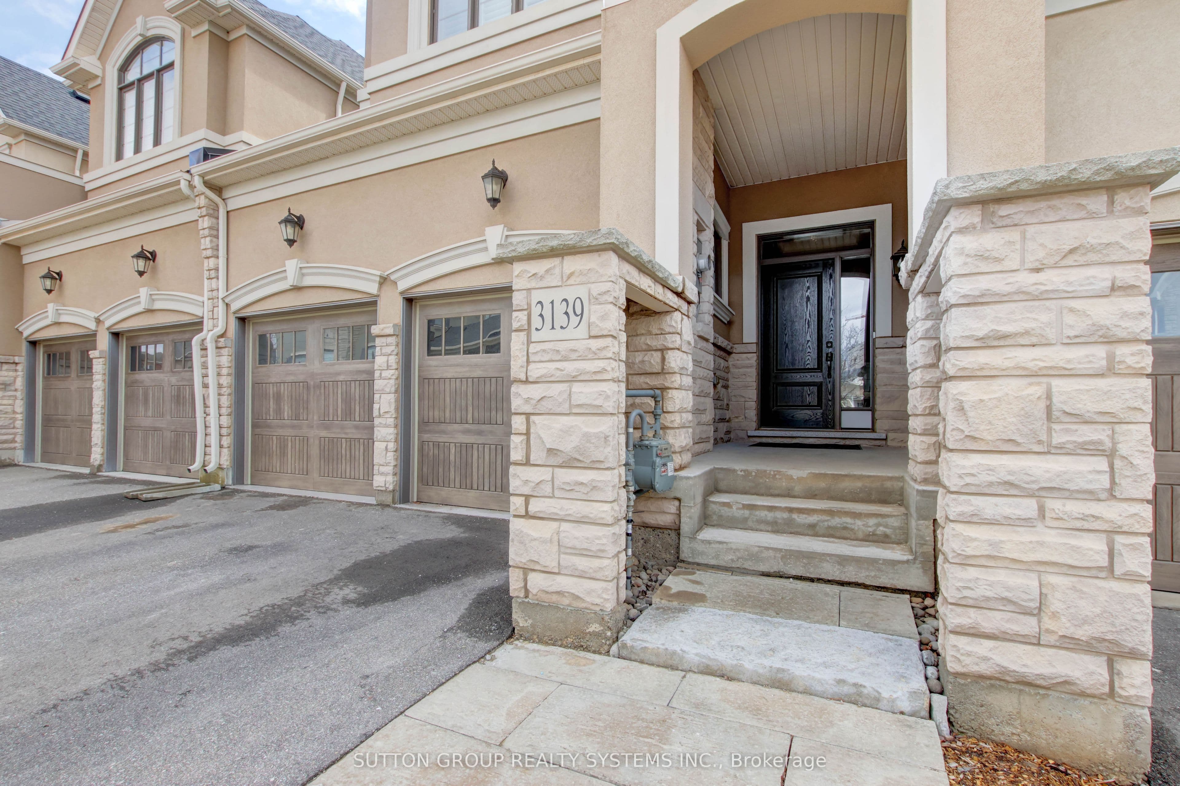 3139 Riverpath Common, Oakville, ON L6M 1P6