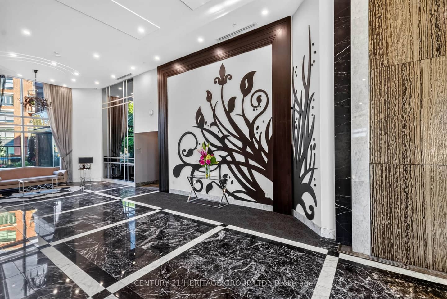 7608 Yonge Street 116, Vaughan, ON L4J 0J5