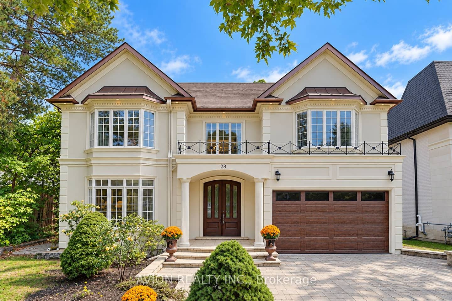 28 Tally Lane, Toronto, ON M2K 1V4