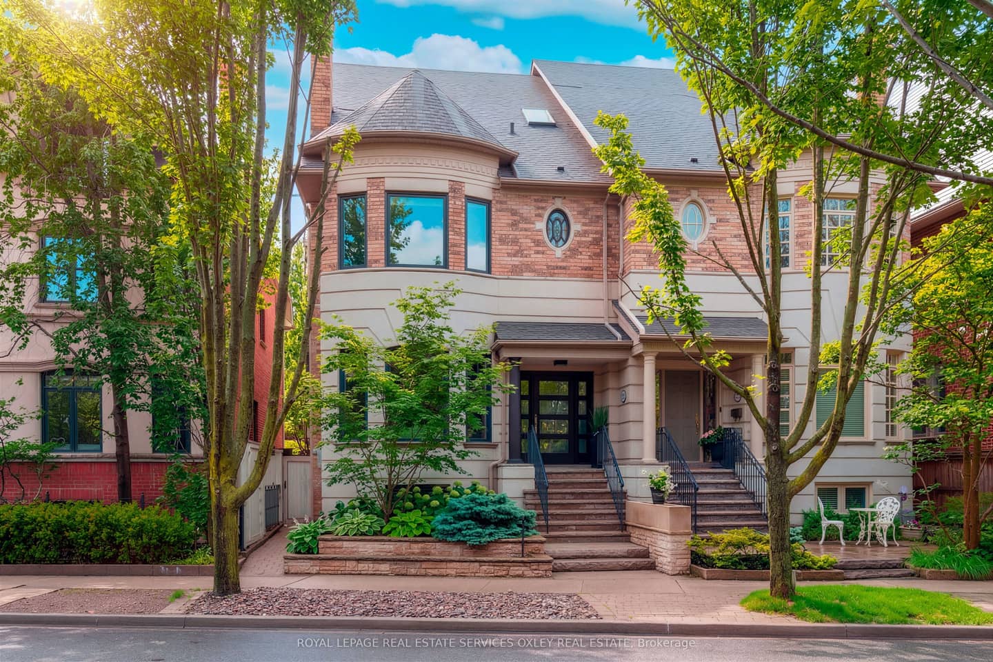 46 Mathersfield Drive, Toronto, ON M4W 3W5