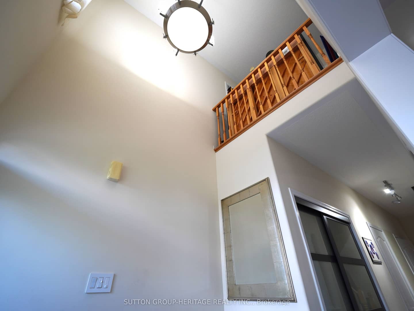 5 Baintree Street, Markham, ON L6E 1G7