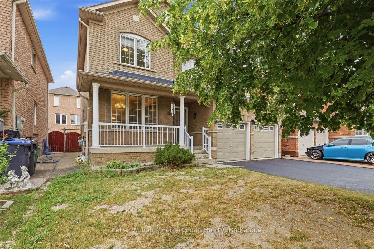 12 Thorndale Road, Brampton, ON L6P 1H3
