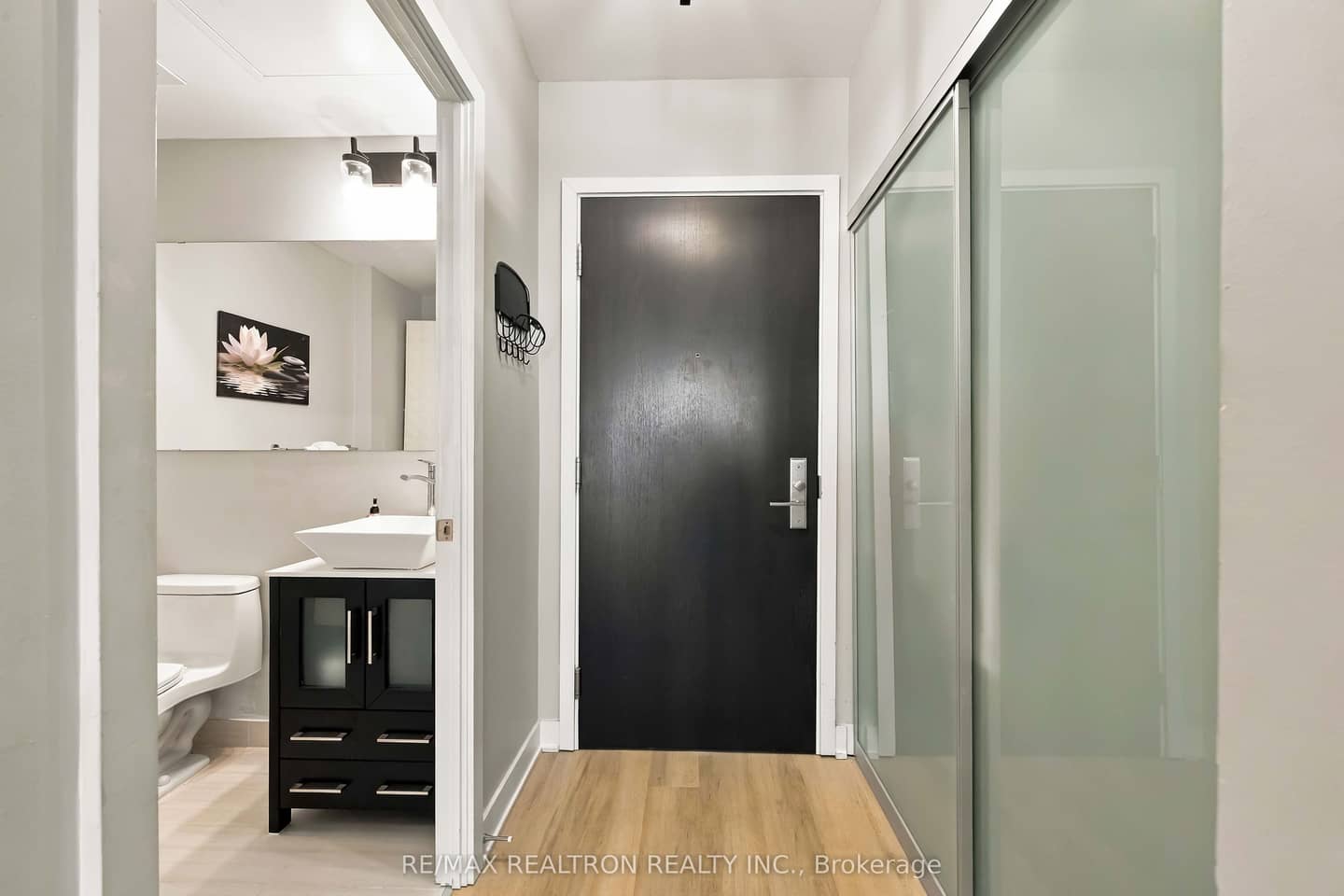 1815 Yonge Street 507, Toronto, ON M4T 2A4