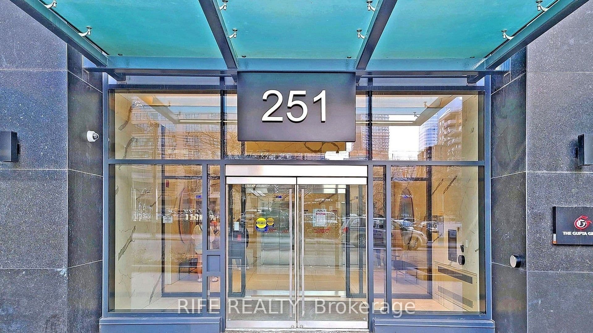 251 Jarvis Street 830, Toronto, ON M5B 0C3