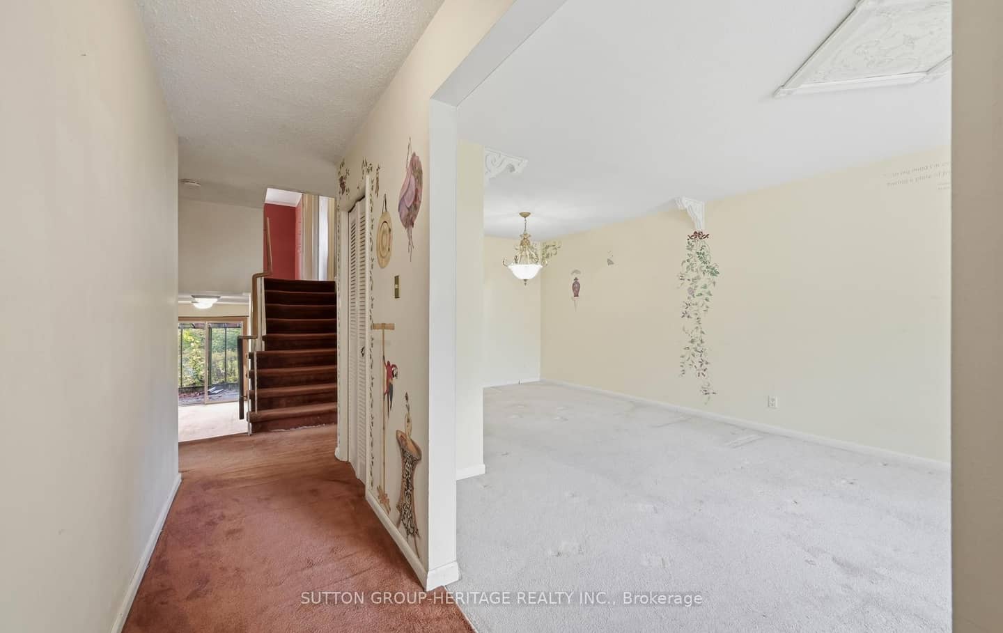 131 Darlingside Drive, Toronto, ON M1E 3P4