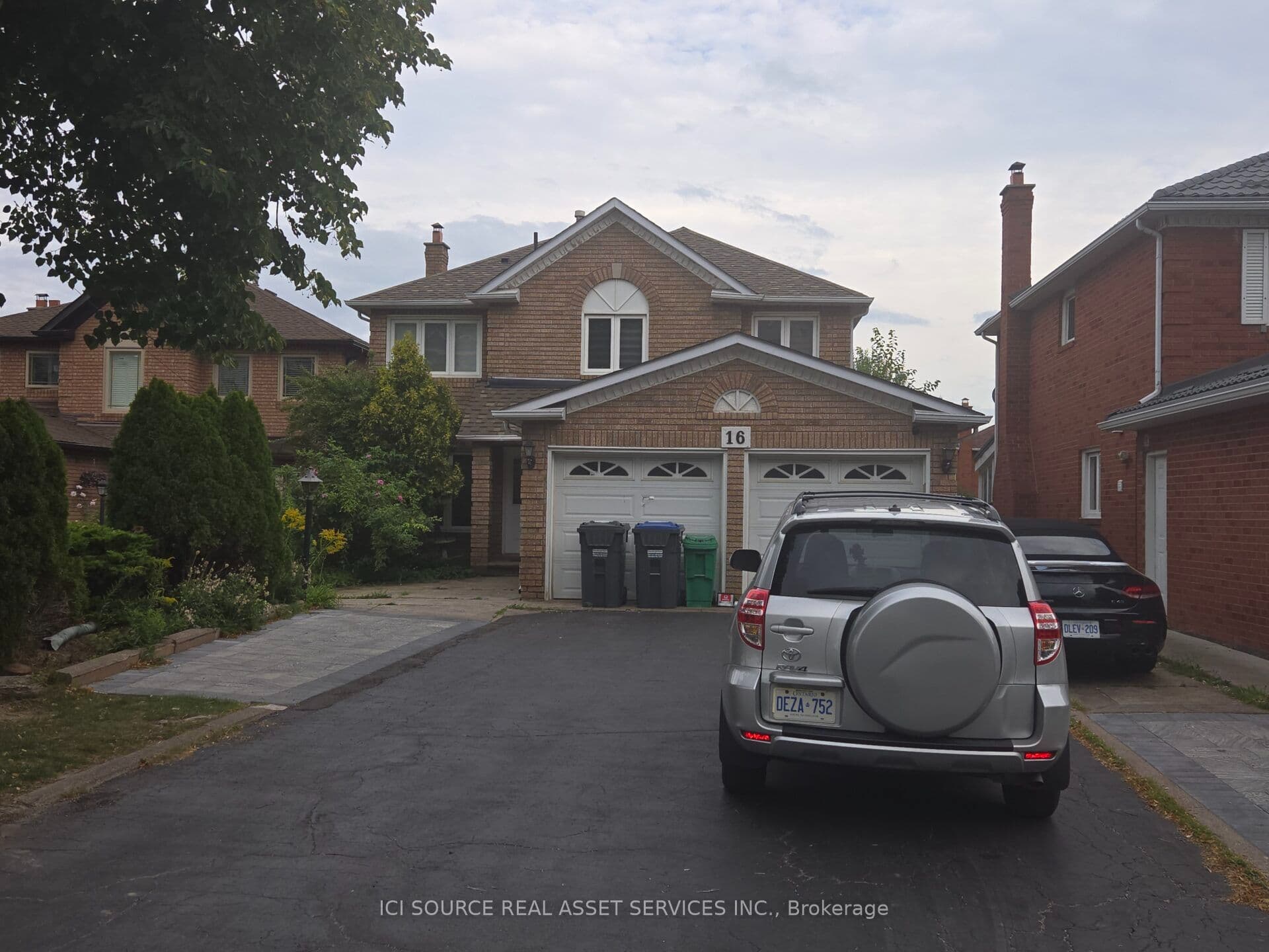 16 Brownridge Court Main Fl, Brampton, ON L6W 4L5