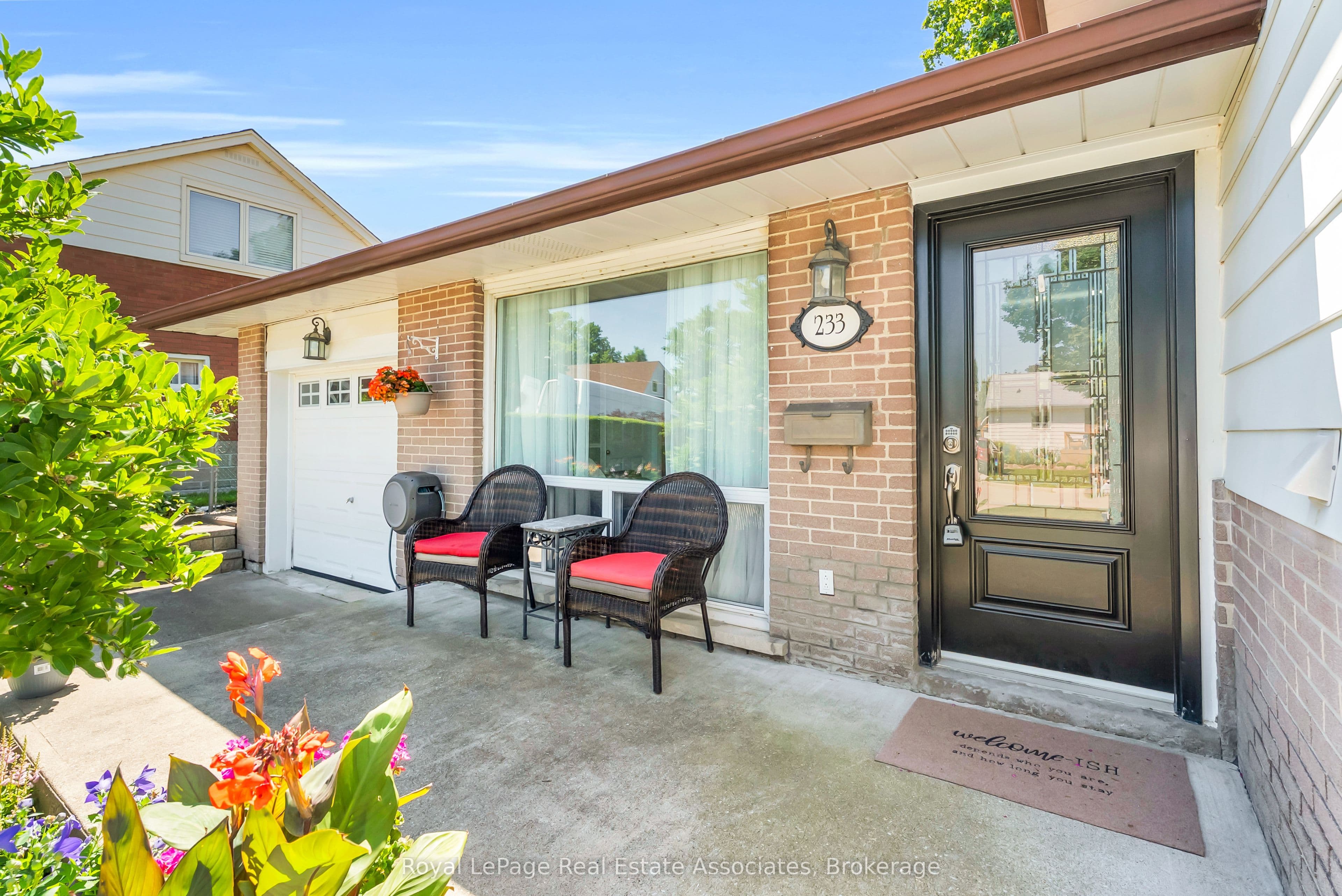 233 Elmore Drive, Halton Hills, ON L7J 1T8