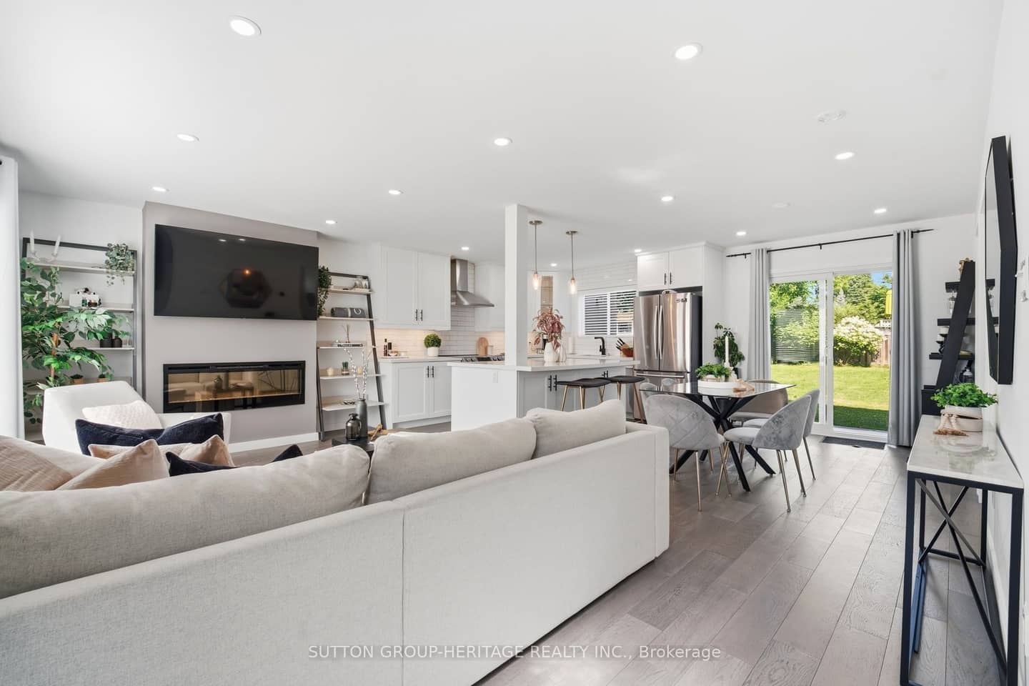 67 Madoc Drive, Brampton, ON L6V 2A2
