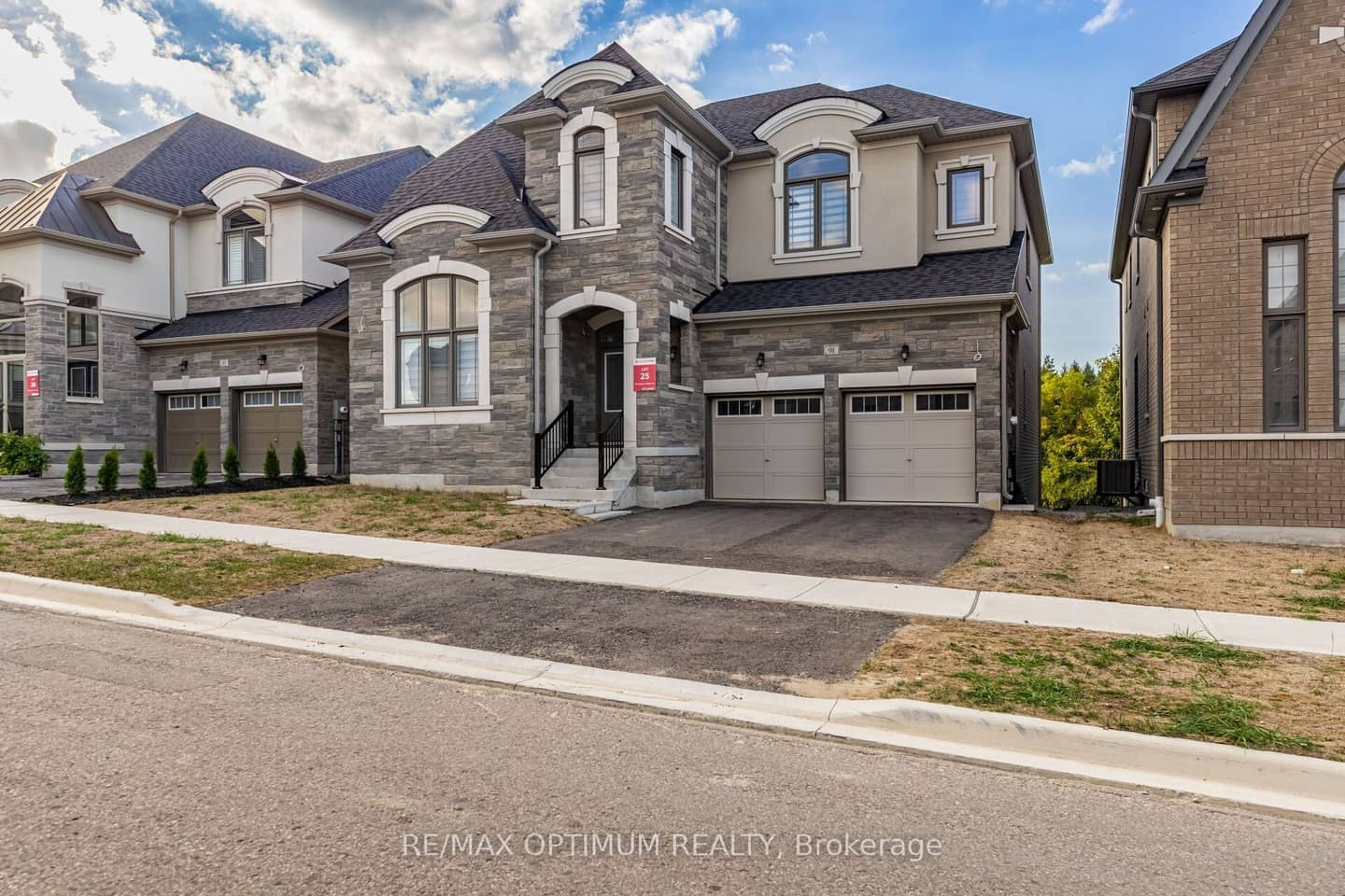 91 Raspberry Ridge Avenue, Caledon, ON L7C 4N2