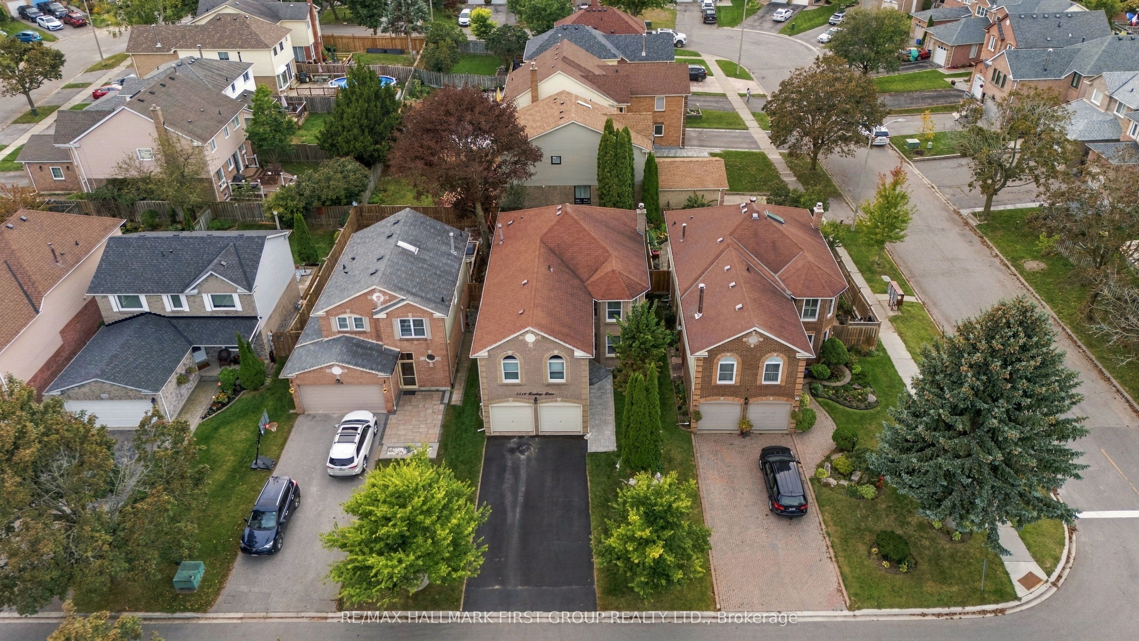 1518 Rawlings Drive, Pickering, ON L1V 5A5