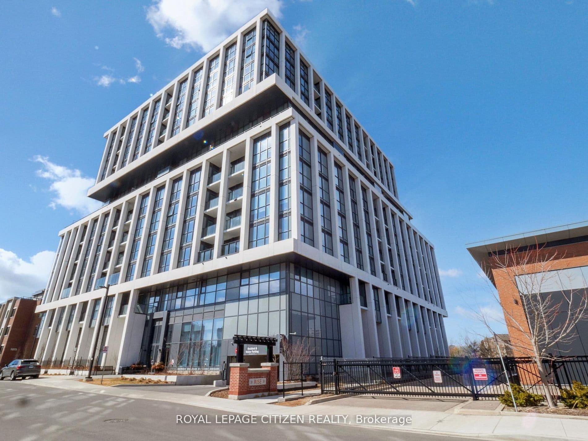 1063 Douglas McCurdy Comm 104, Mississauga, ON L5G 0C5