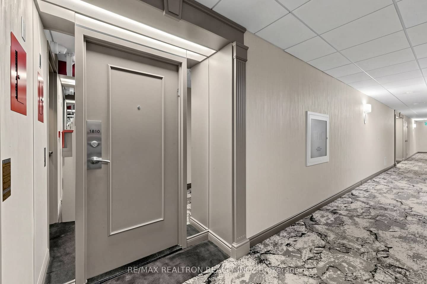 7300 Yonge Street 1810, Vaughan, ON L4J 7Y5