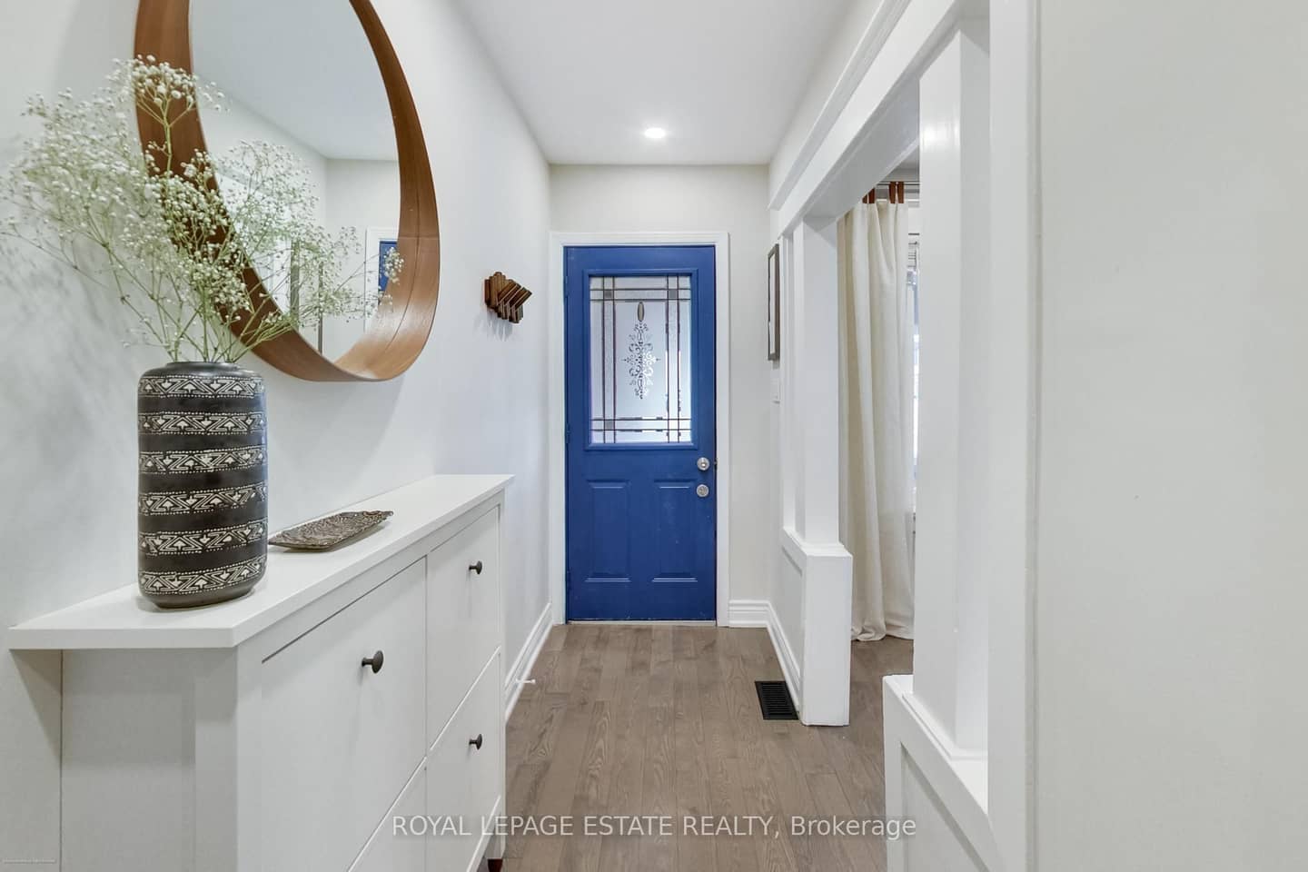 1265 Woodbine Avenue, Toronto, ON M4C 4E5
