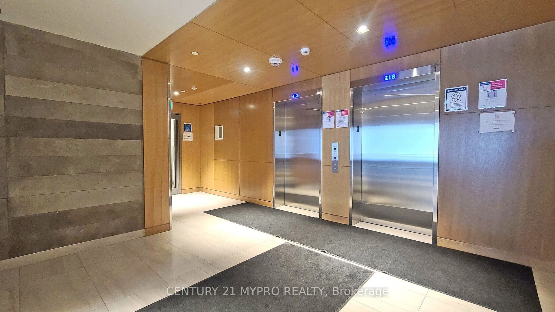 120 Parliament Street 1801, Toronto, ON M5A 2Y8