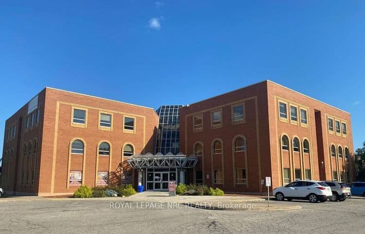 180 Vine Street S 305, St. Catharines, ON L2R 7P3