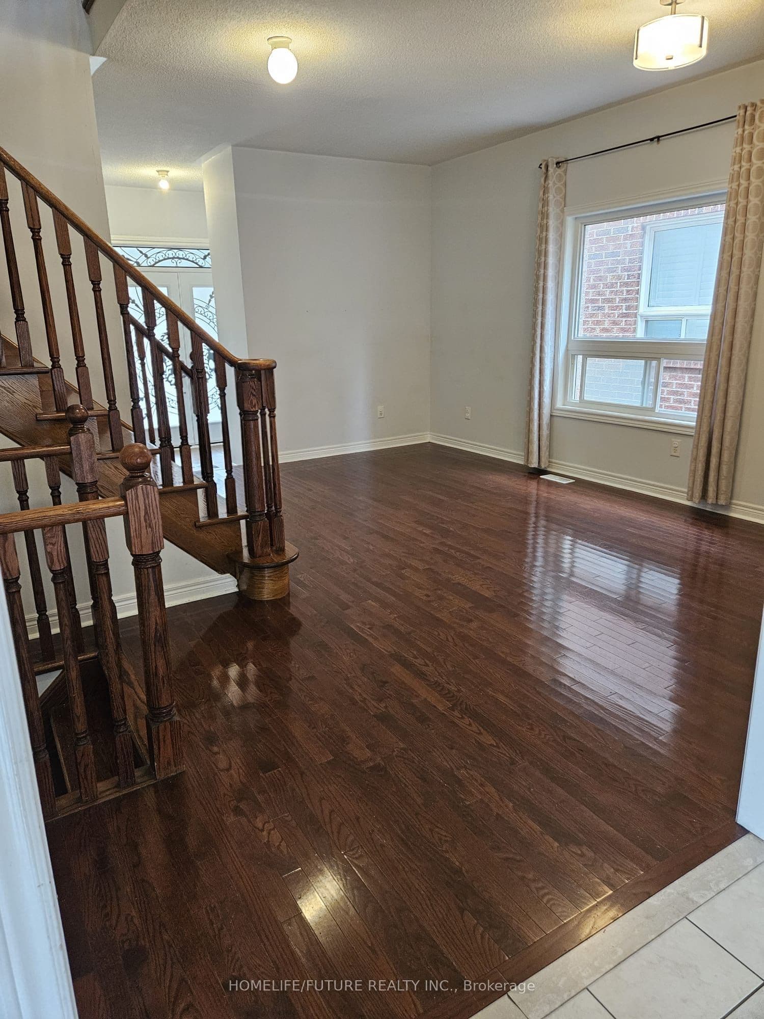 15 Coyle Street, Ajax, ON L1T 0A3