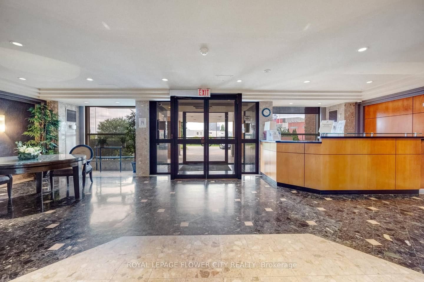 6 Humberline Drive 417, Toronto, ON M9W 6X8