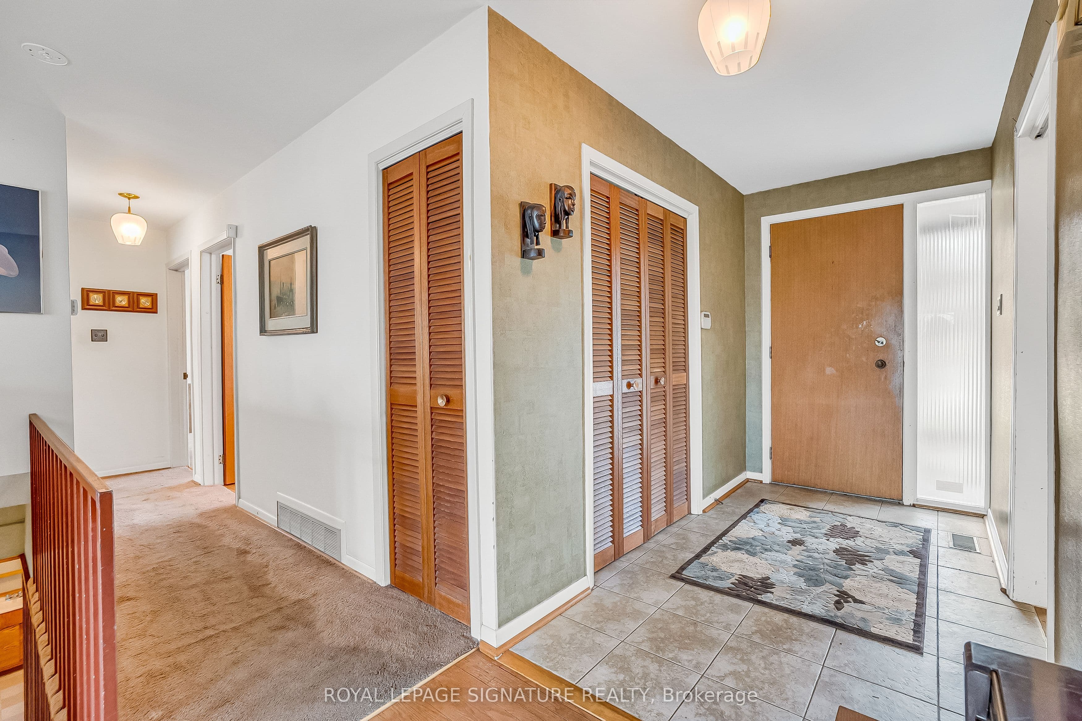 12 Ruden Crescent, Toronto, ON M3A 3H3