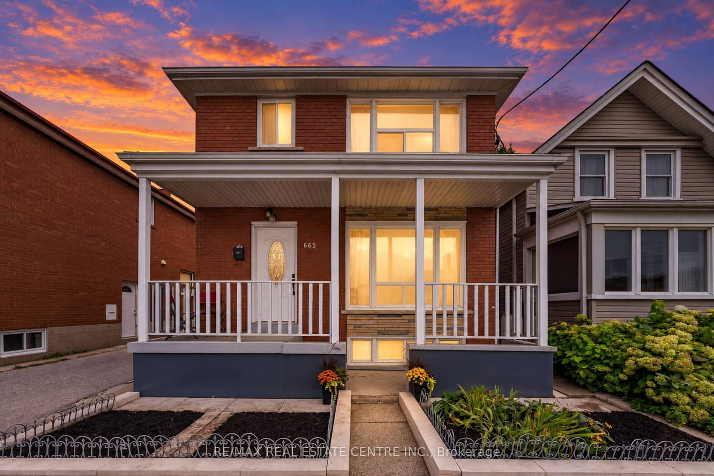 665 Jane Street, Toronto, ON M6N 4A6
