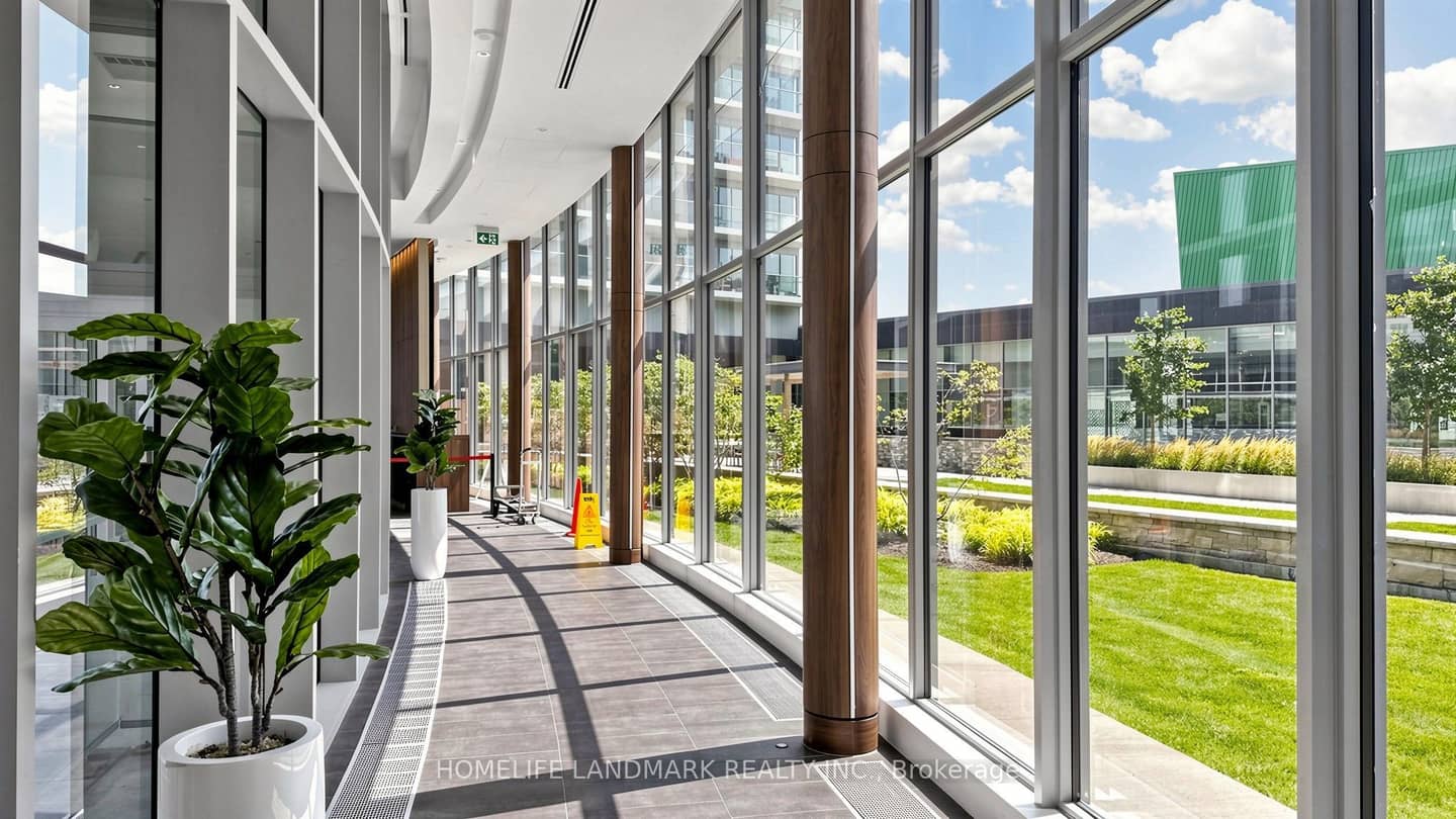 117 Mcmahon Drive Sph09, Toronto, ON M2K 2X9