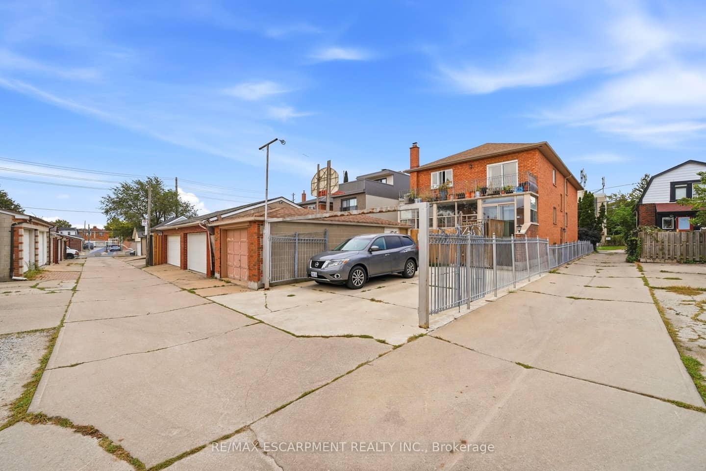 277 Harvie Avenue, Toronto, ON M6E 4L1