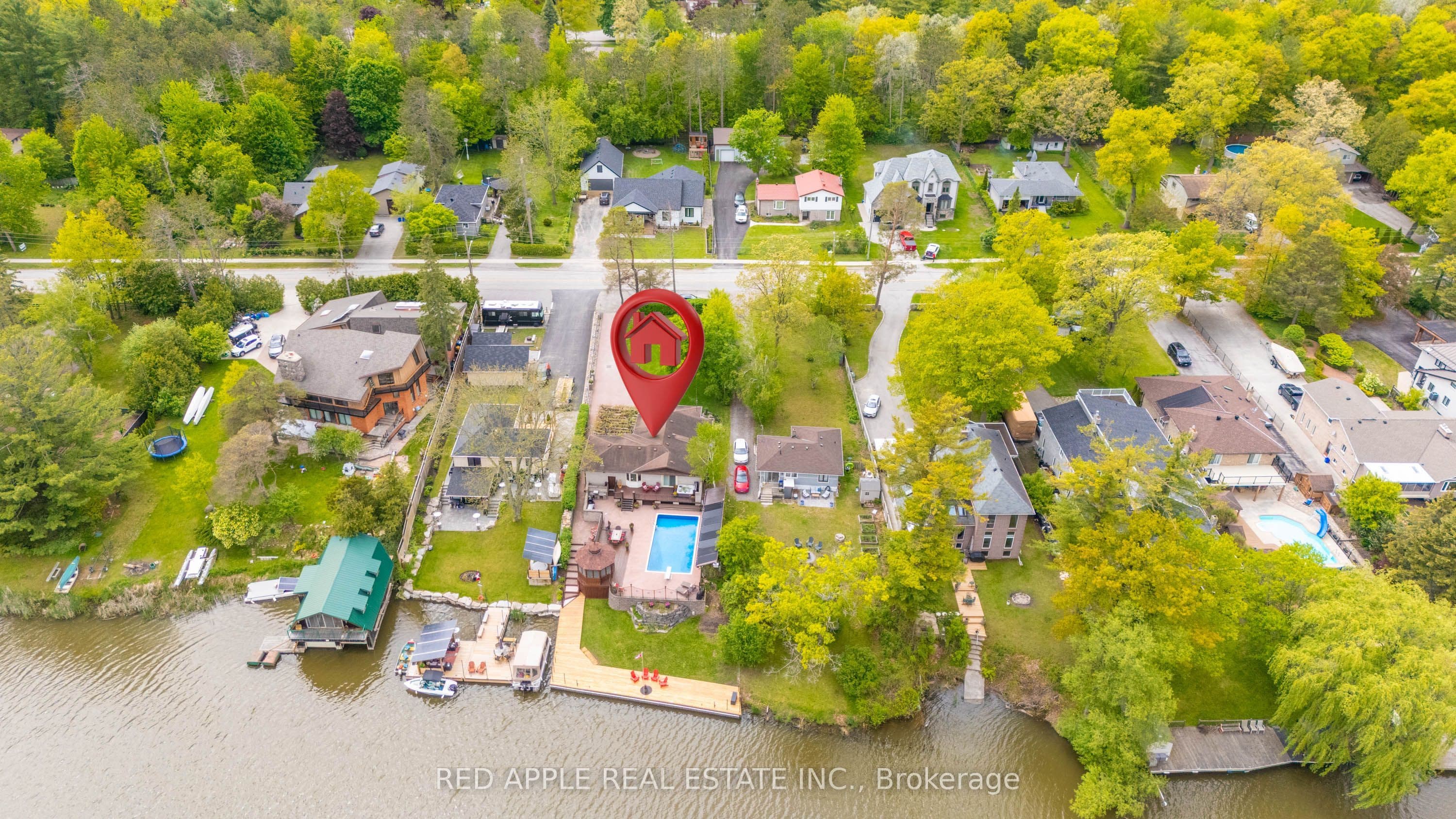 233 Sand Road, East Gwillimbury, ON L9N 1K1