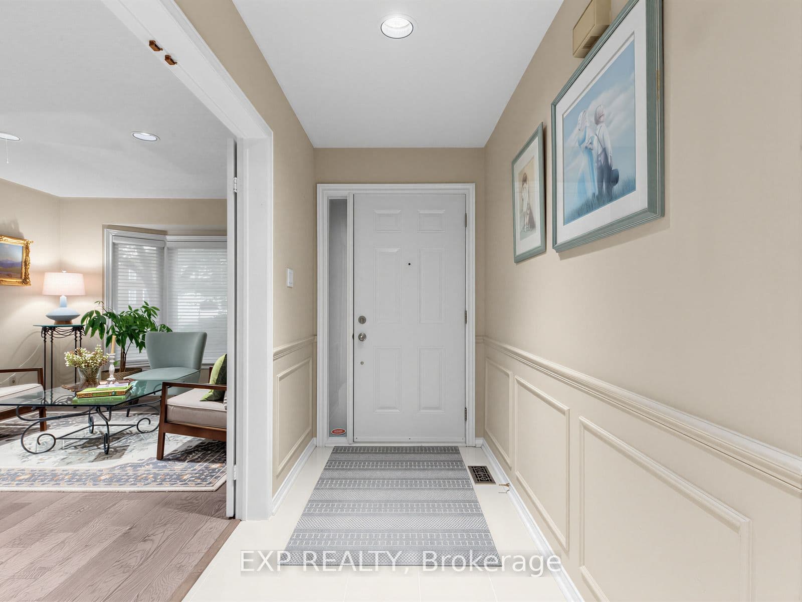 129 Franklin Avenue, Vaughan, ON L4J 4X6