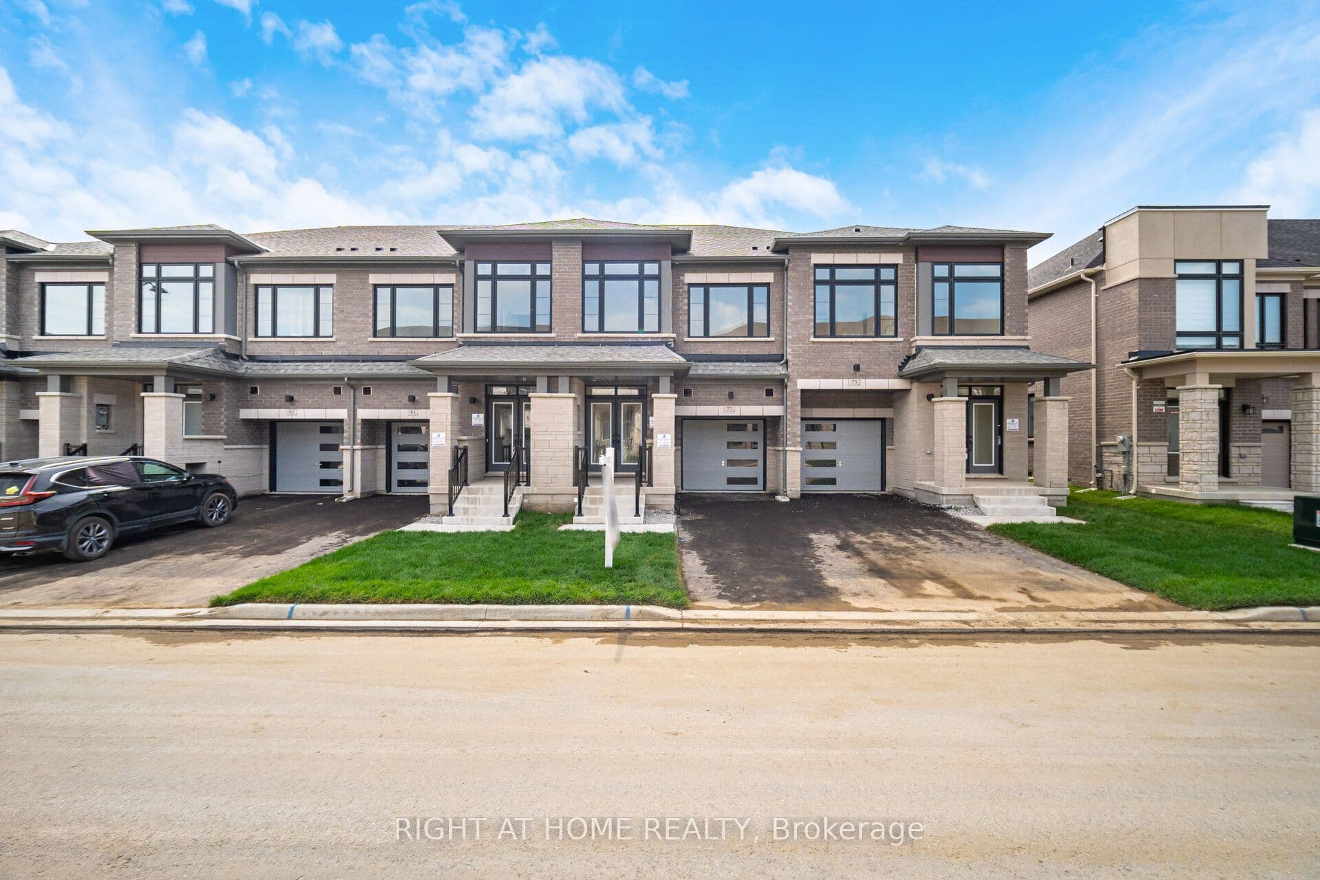 77 Singhampton Road, Vaughan, ON L4H 3N5