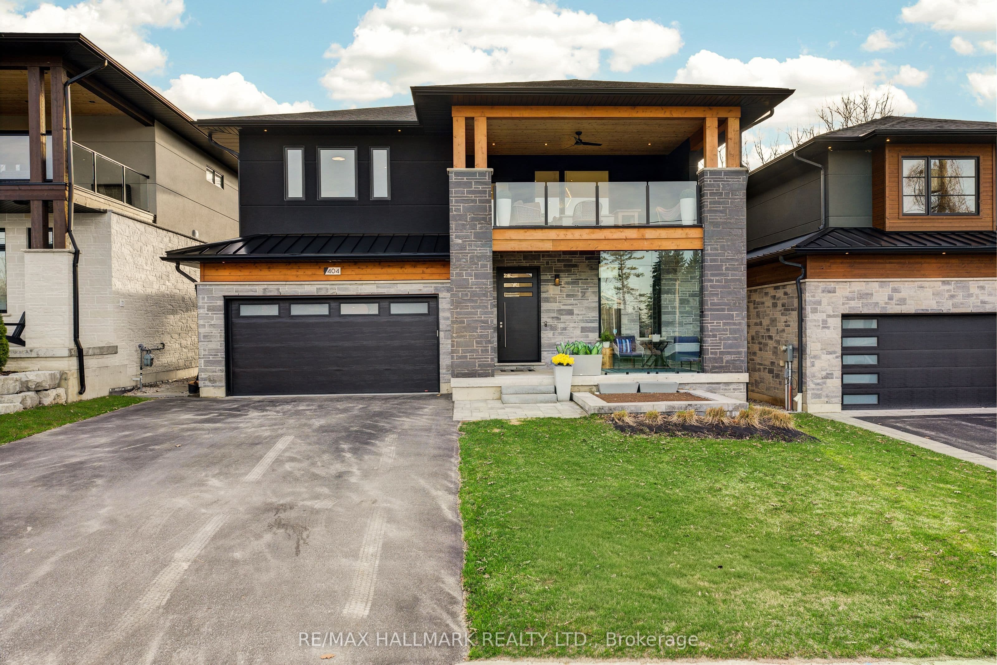 404 Cox Mill Road, Barrie, ON L4N 3W9