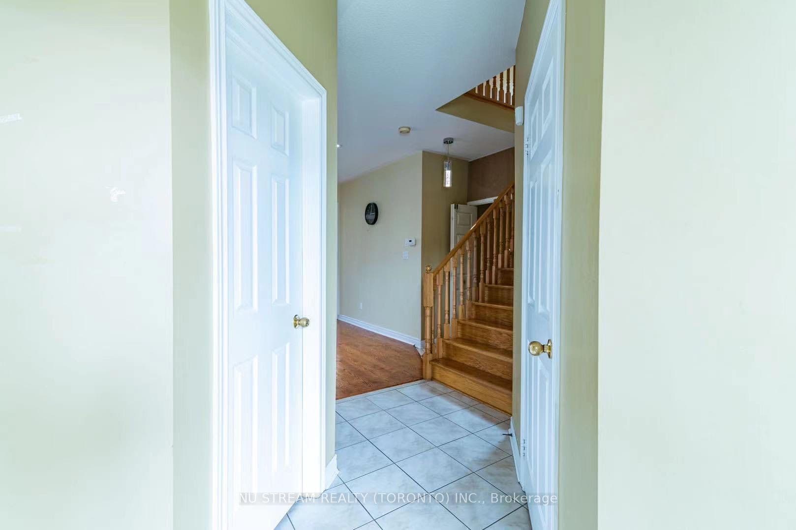 5139 Oscar Peterson Boulevard, Mississauga, ON L5M 7W4