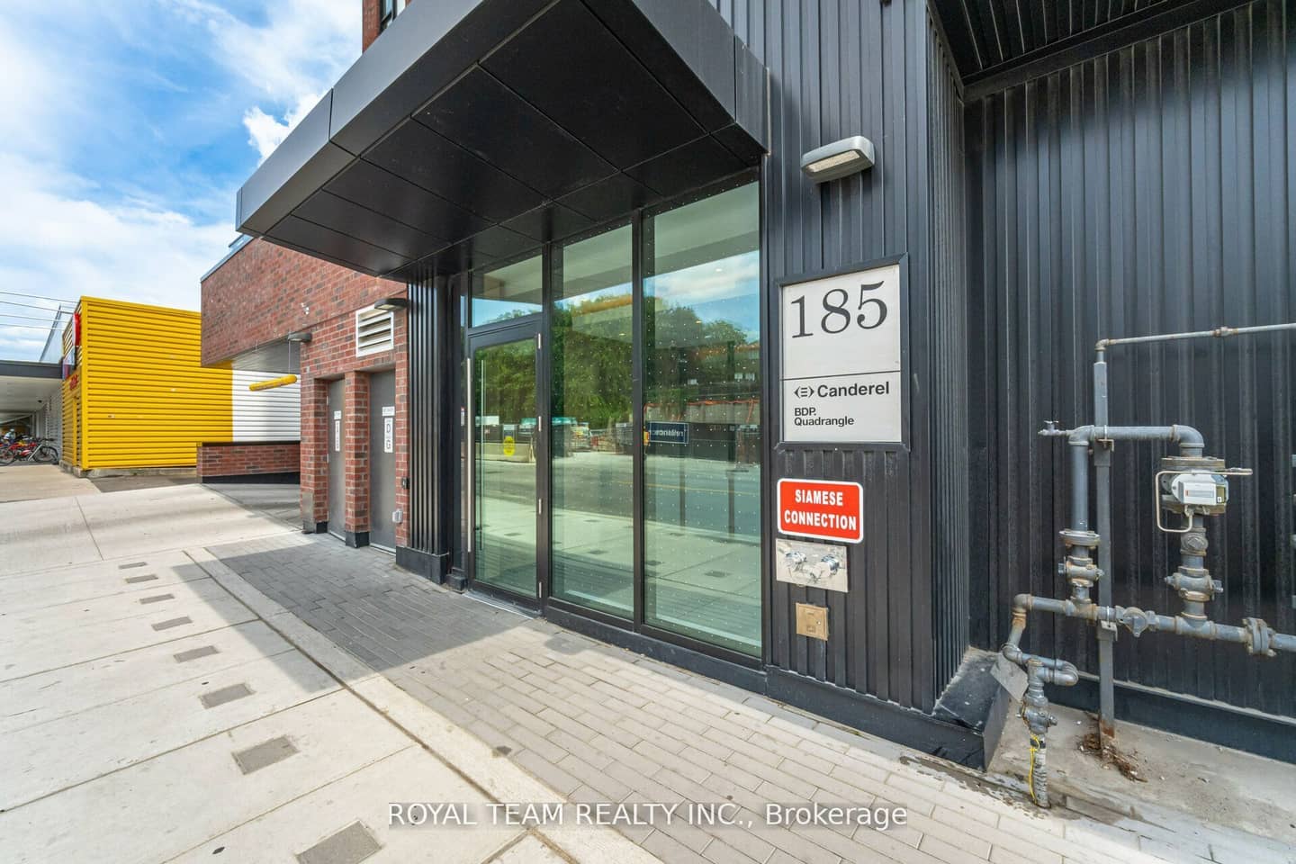 185 Alberta Avenue 1107, Toronto, ON M6C 0A5