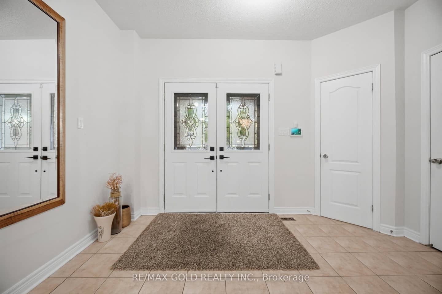 10 Sir Jacobs Crescent, Brampton, ON L7A 3T4