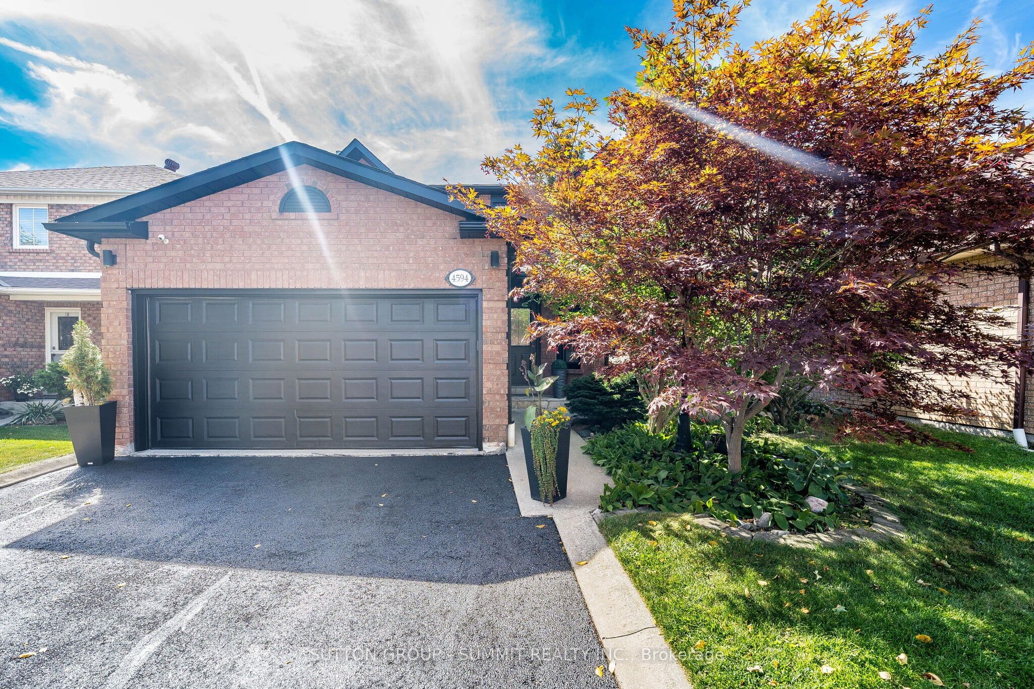 4594 Gatineau Avenue, Mississauga, ON L4Z 2R7