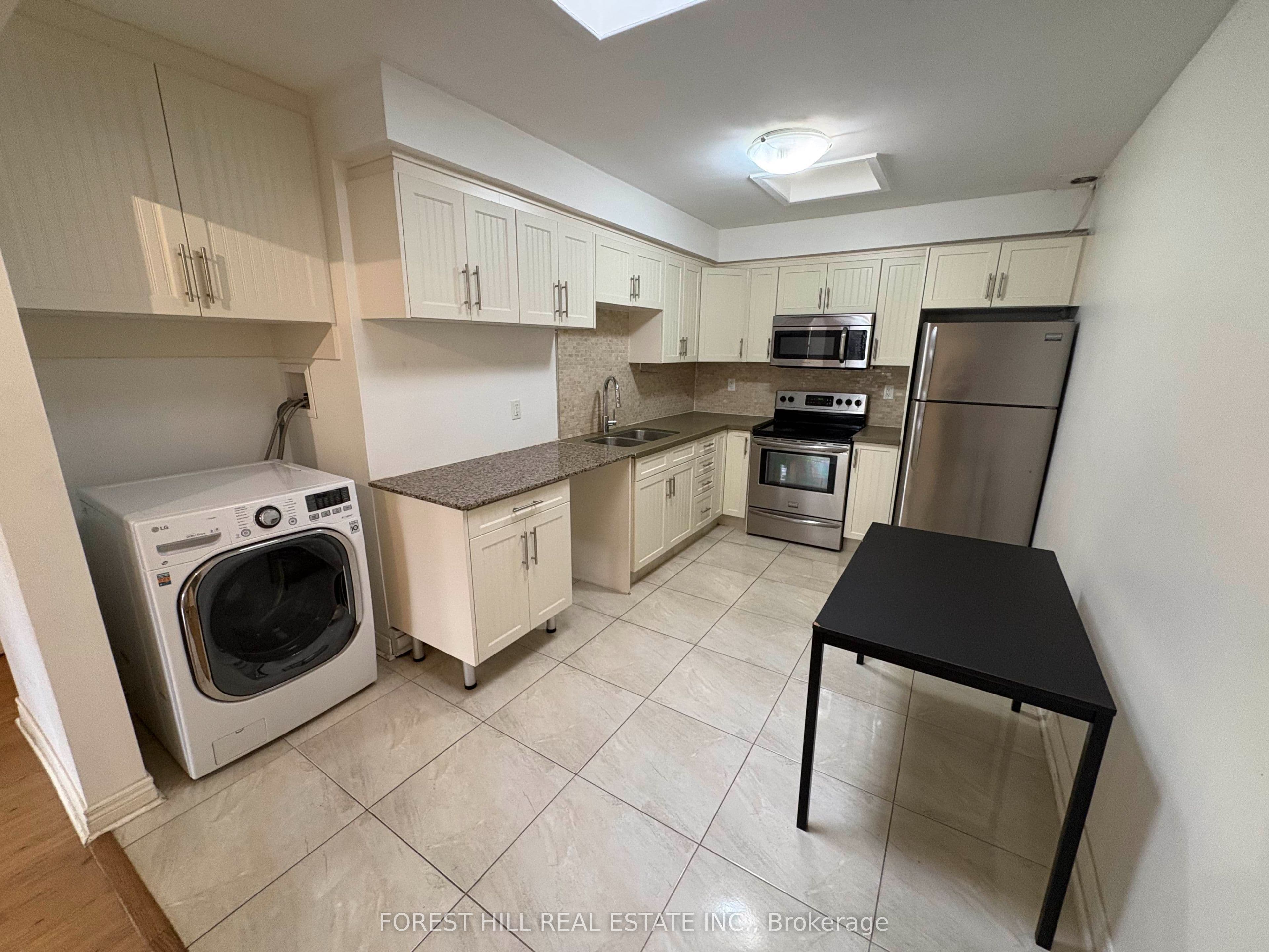 341 Lakeshore Road E 1, Oakville, ON L6J 1J4