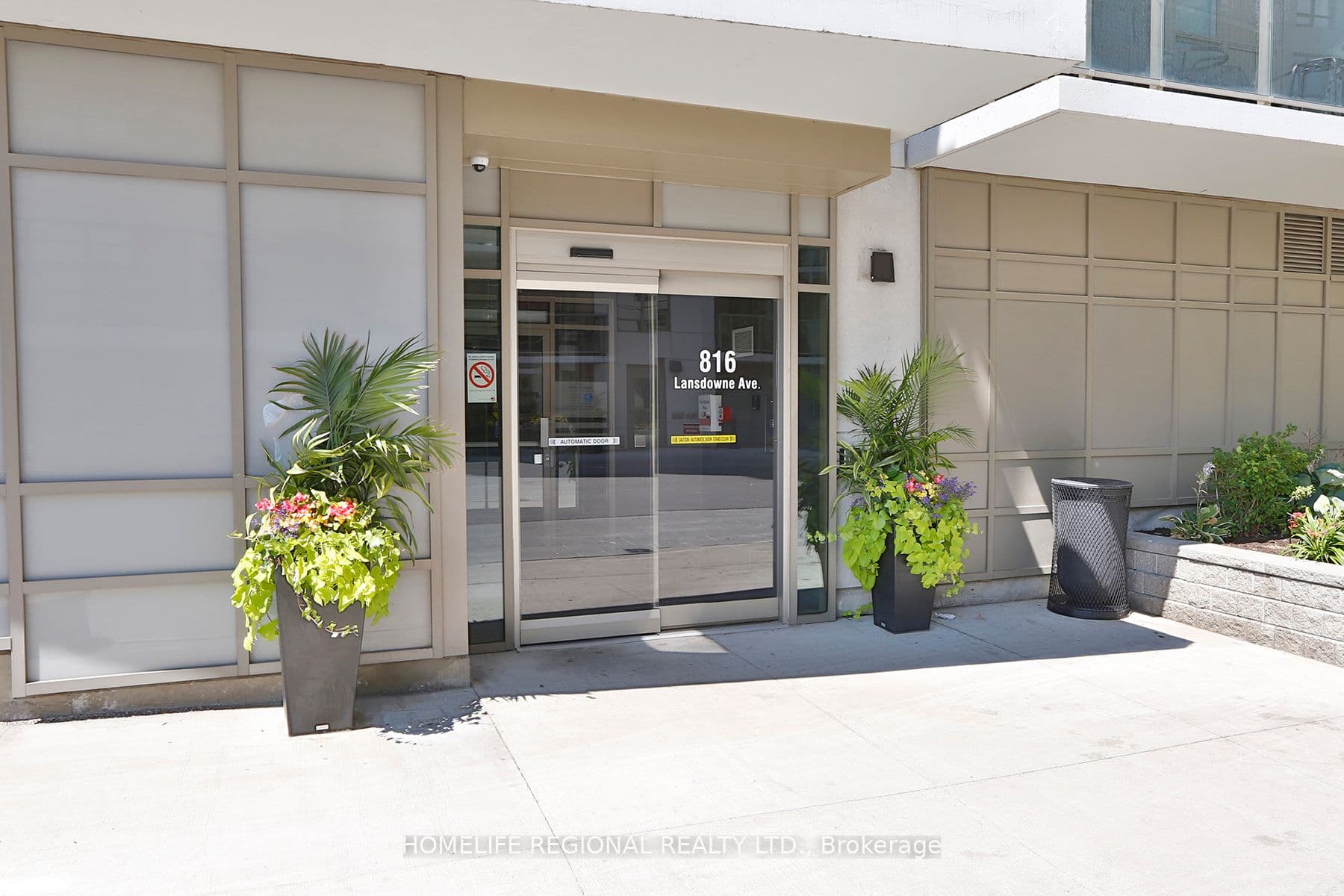 816 Lansdowne Avenue 1015, Toronto, ON M6H 4K6