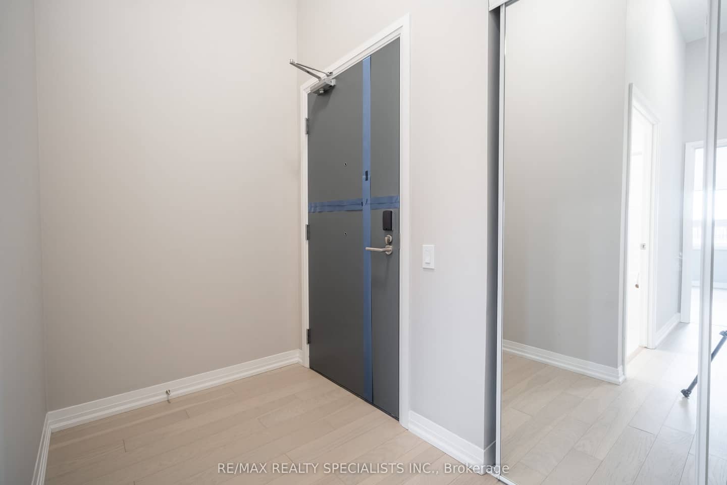 3265 CARDING MILL Trail 112, Oakville, ON L6M 5P7