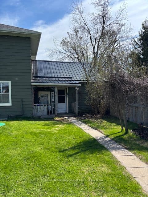 5539 Highway 38, Frontenac, ON K0H 1W0