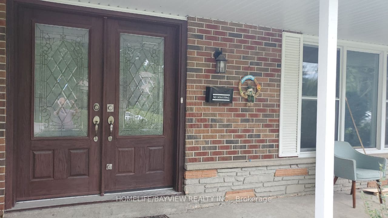 52 Wild Cherry Lane, Markham, ON L3T 3T4